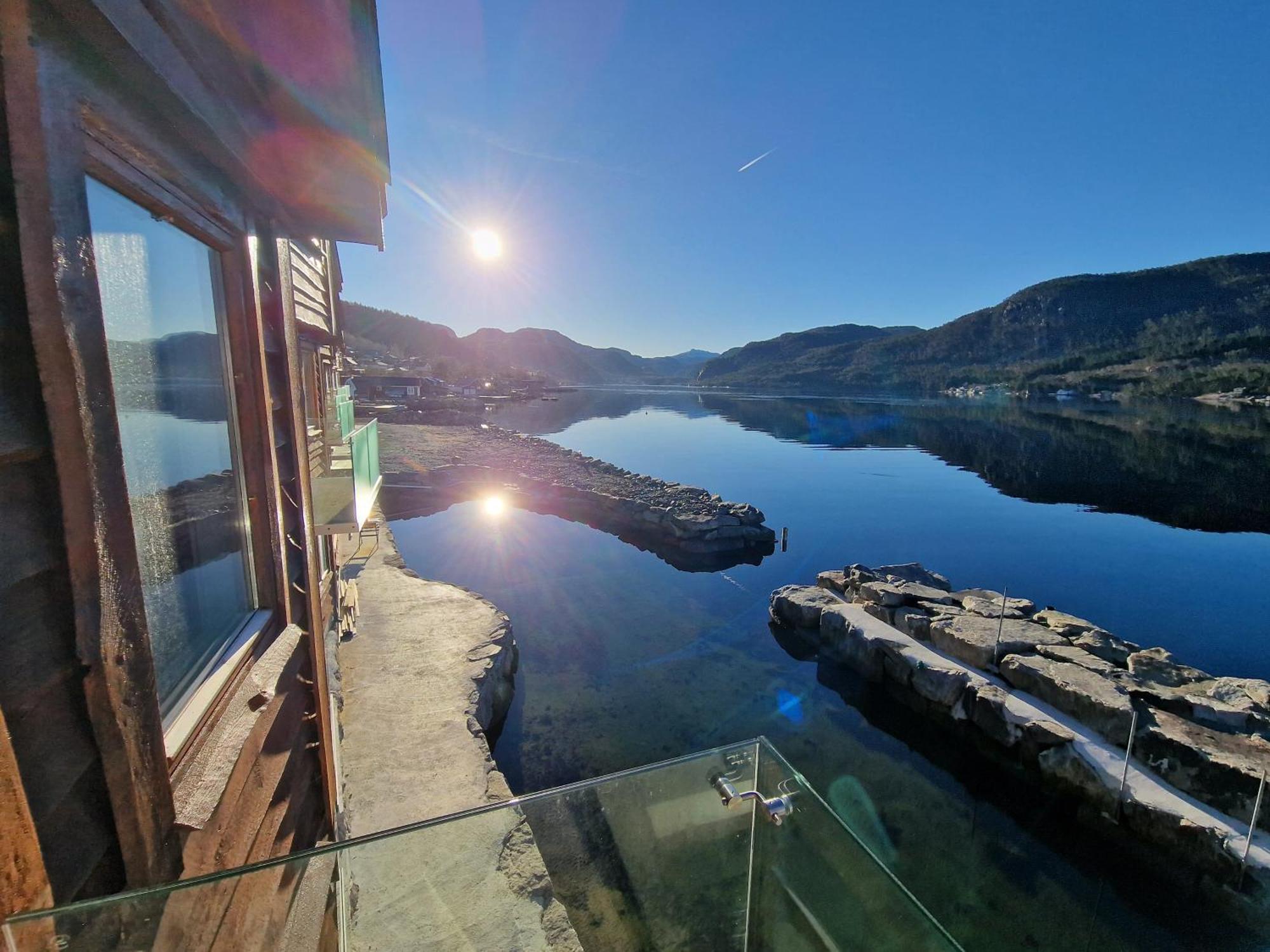 Preikestolen Panorama Apartment Jorpeland Room photo