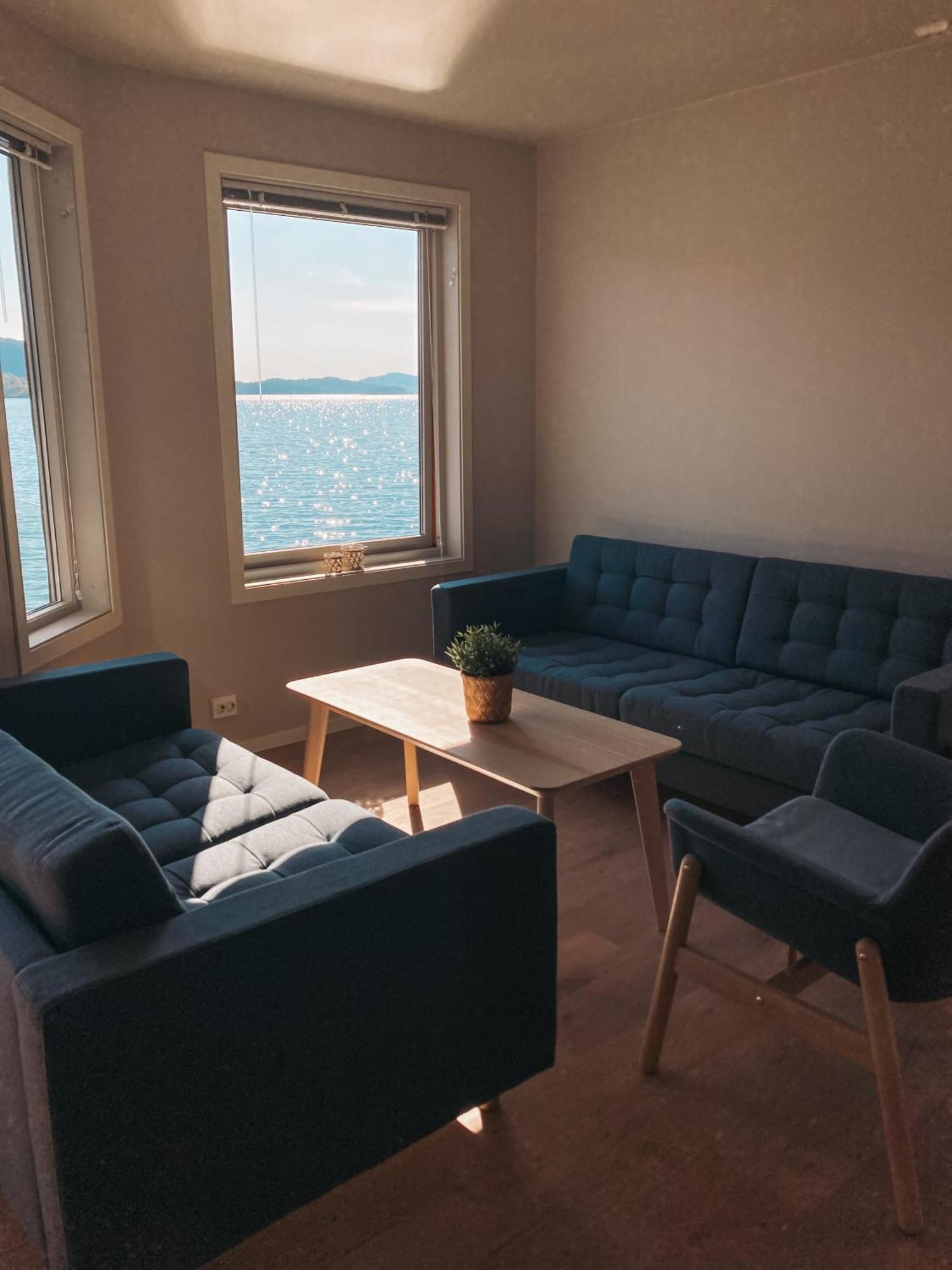 Preikestolen Panorama Apartment Jorpeland Exterior photo